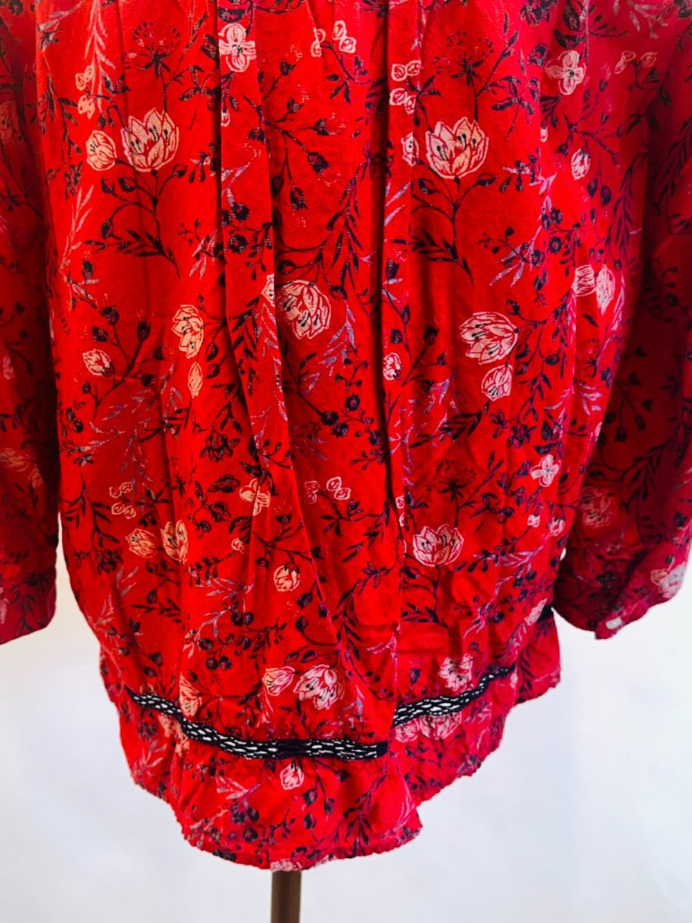 CASLON Women Long Sleeve Pullover V-Neck Floral Red Casual Shirt Size Small - Picture 9 of 13